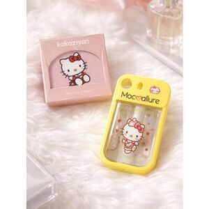 NWT NIB Mocallure Hello Kitty Loose Setting Powder Compact and Setting Spray Set